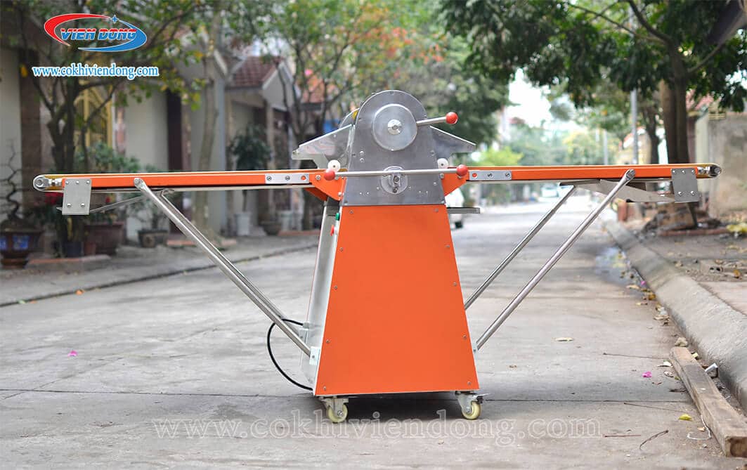 giá máy cán bột
